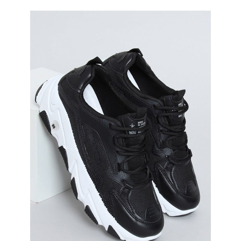 Chaussures de sport model 152022 Inello