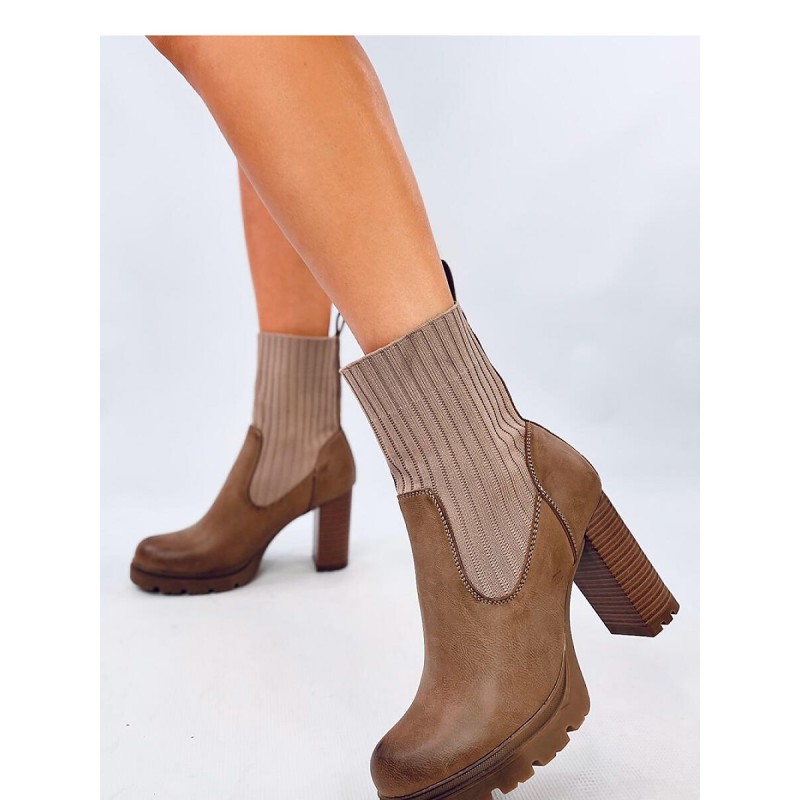 Bottes à talons model 202344 Inello