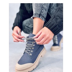 Chaussure de marche