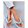 Tongs