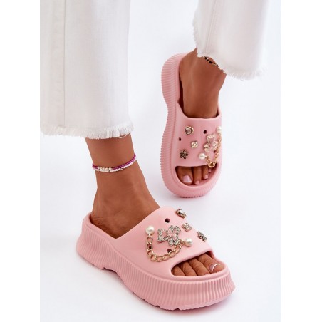 Clacquettes model 194708 Step in style