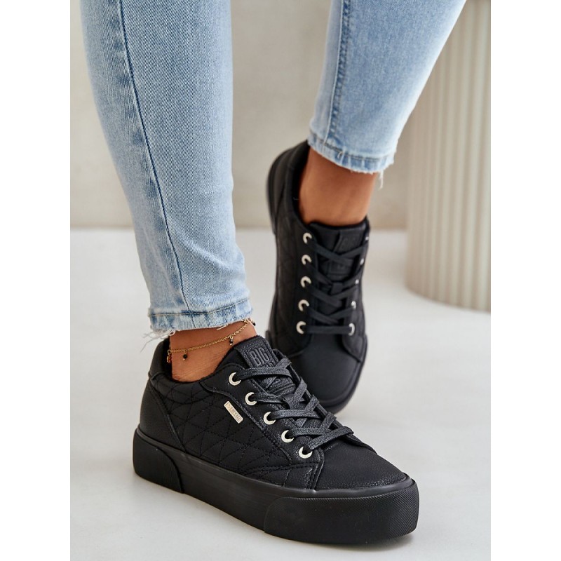 Baskets model 201718 Step in style