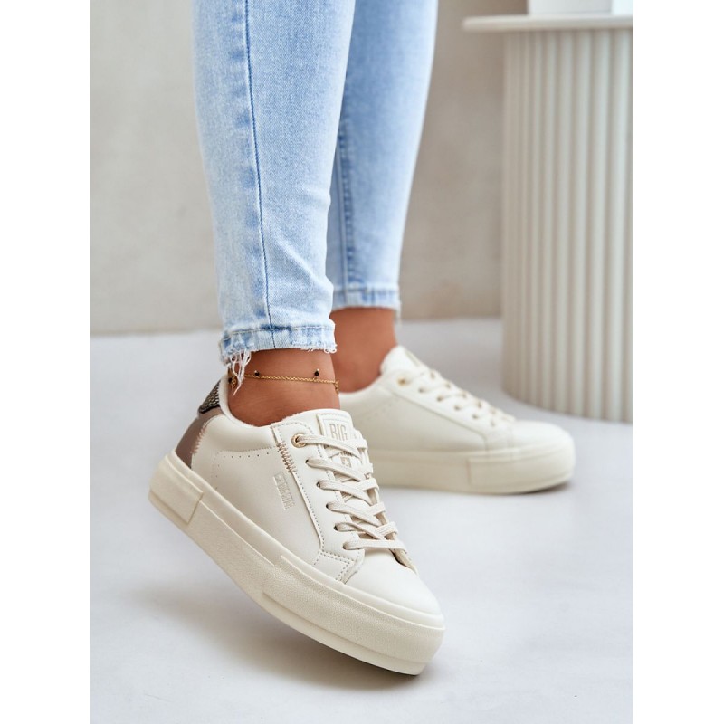 Baskets model 201720 Step in style