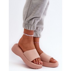 Clacquettes model 198443 Step in style