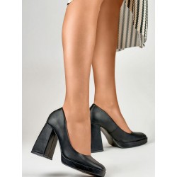 Escarpins à talons